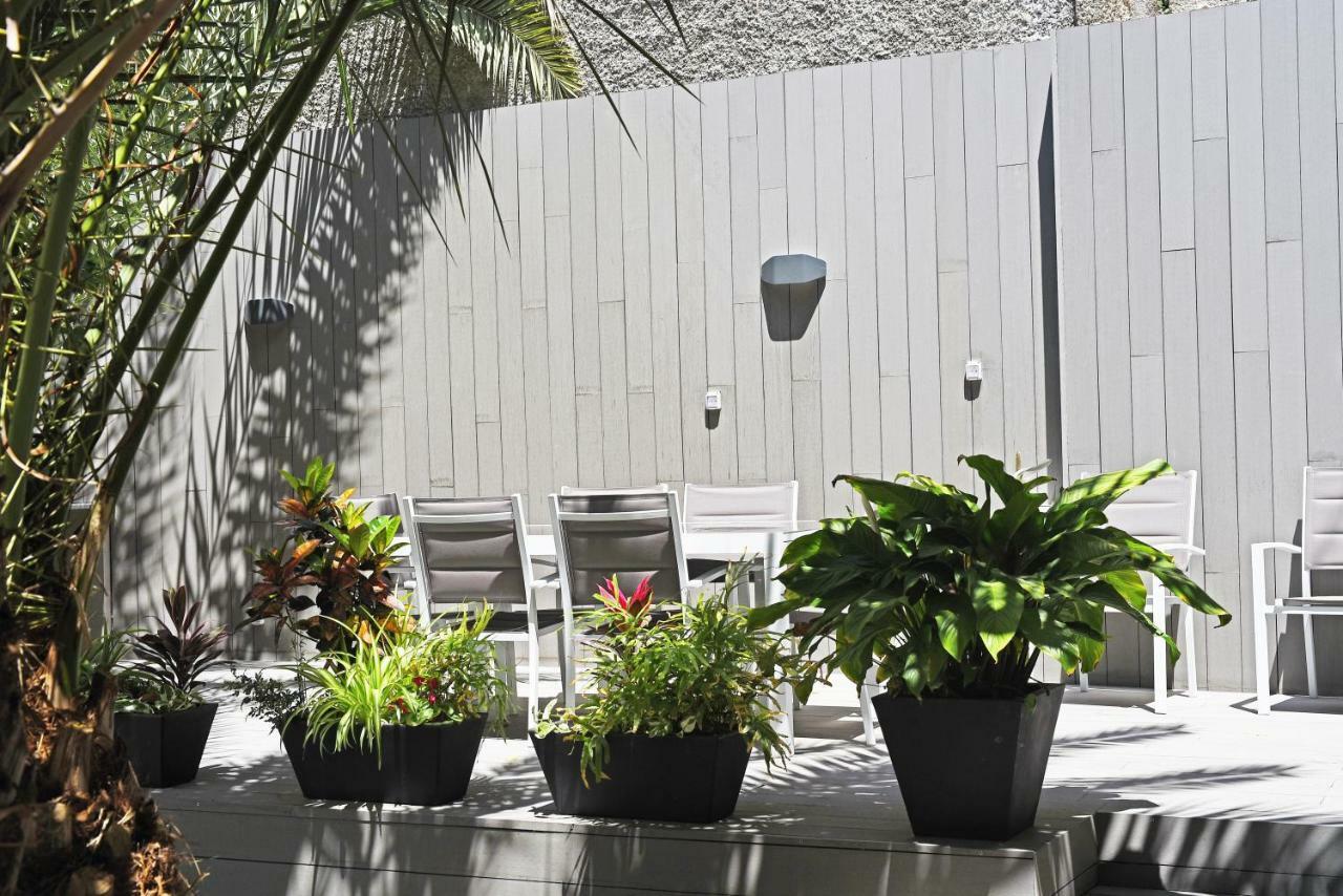 Calypso Boutique Apartments Puerto Rico  Exterior photo